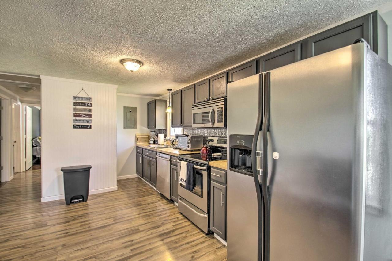 Dog-Friendly Fayetteville Home With Hot Tub! Zewnętrze zdjęcie
