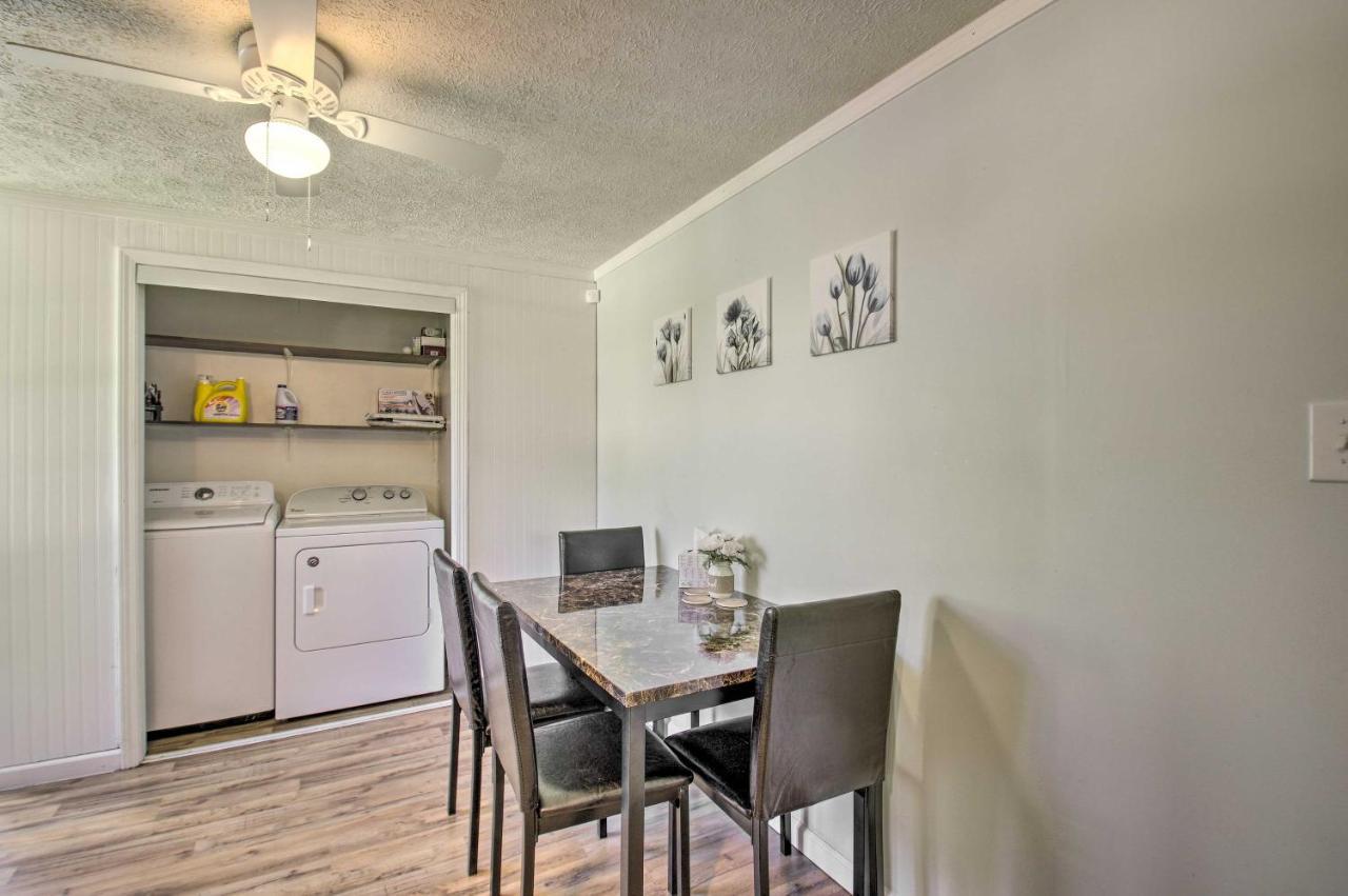 Dog-Friendly Fayetteville Home With Hot Tub! Zewnętrze zdjęcie