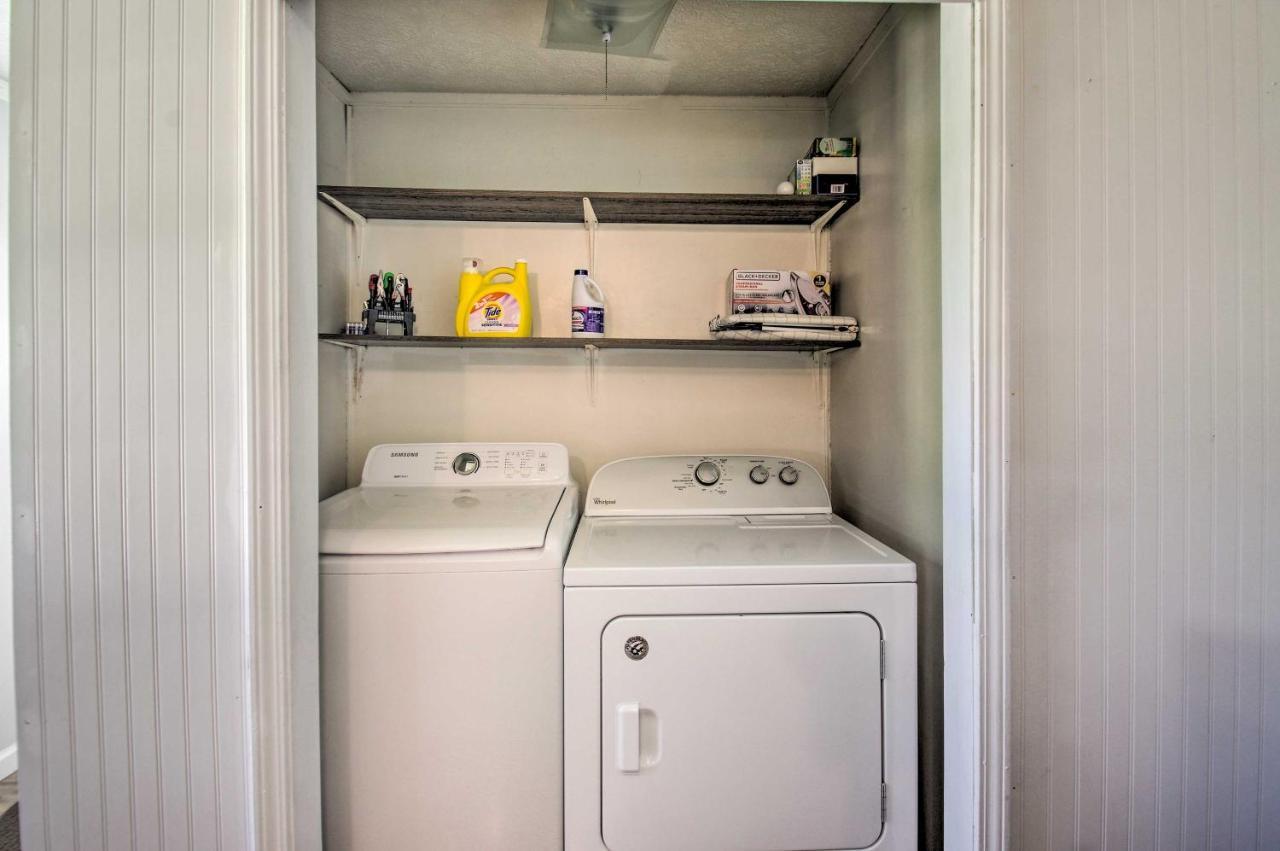Dog-Friendly Fayetteville Home With Hot Tub! Zewnętrze zdjęcie