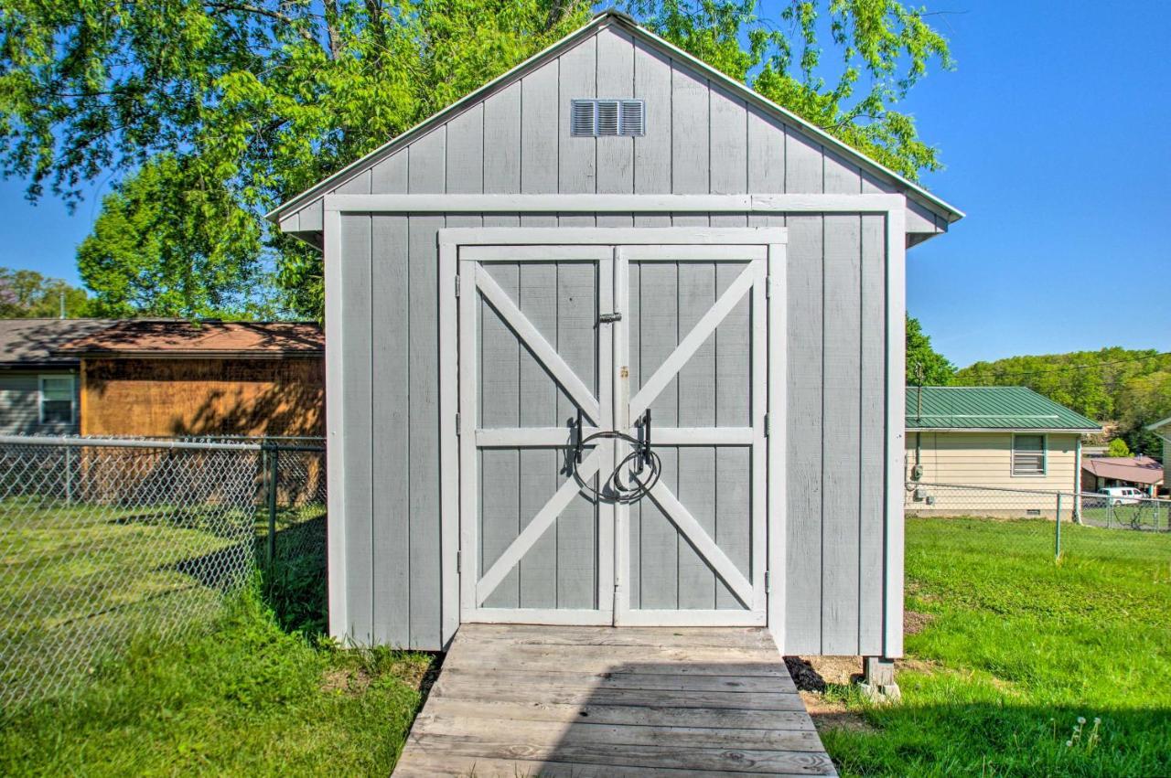 Dog-Friendly Fayetteville Home With Hot Tub! Zewnętrze zdjęcie